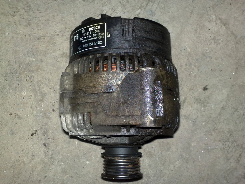 Алтернатор за Мерцедес E230