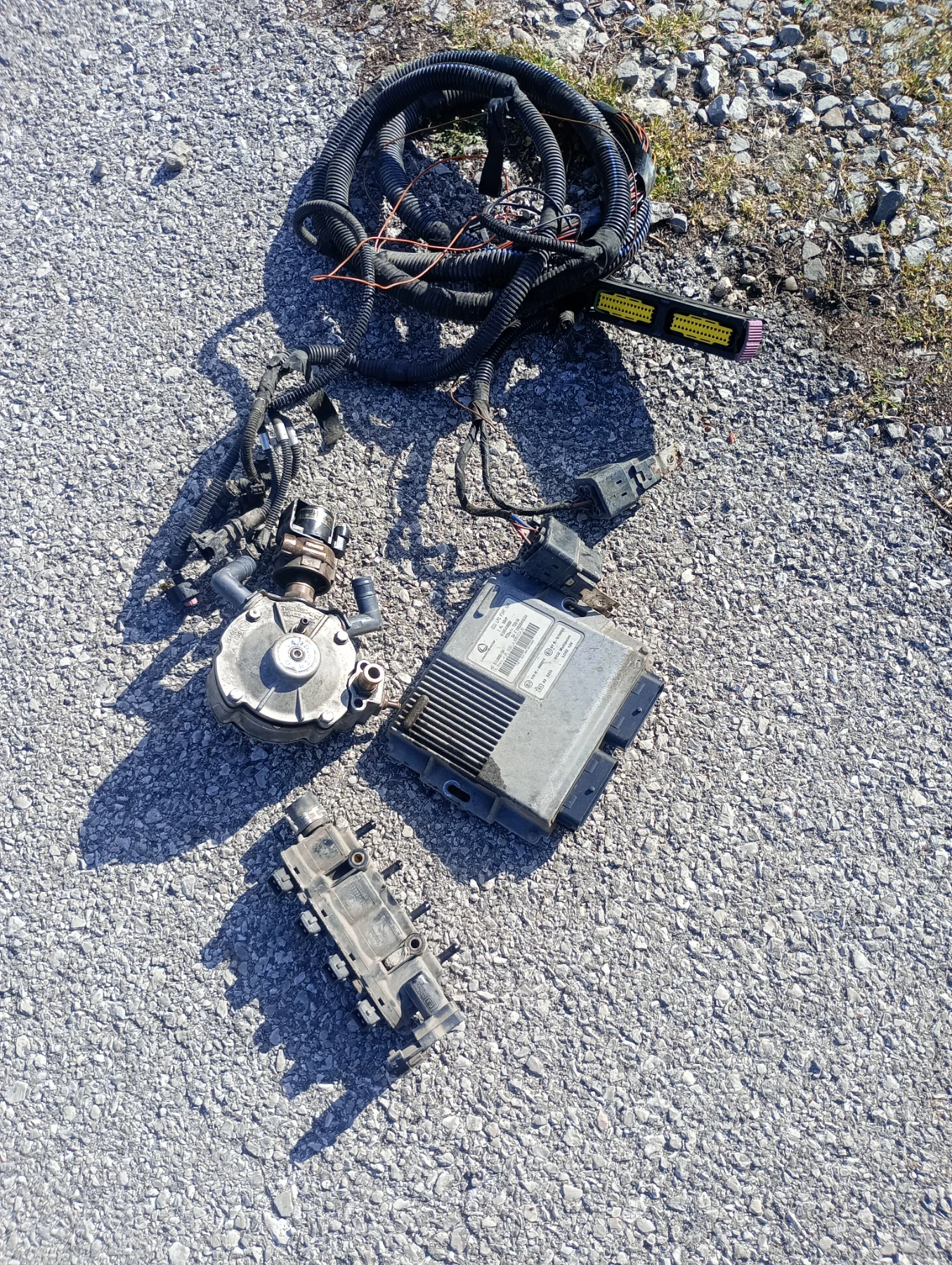 Газова уредба Ланди Ренцо продавам.LPG Landi Renzo , снимка 2 - Части - 54345708