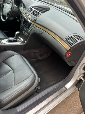 Mercedes-Benz E 320, снимка 13