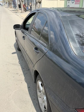 Mercedes-Benz C 200, снимка 5