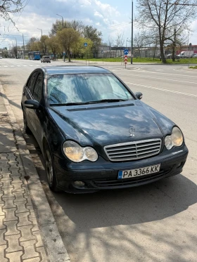 Mercedes-Benz C 200, снимка 1