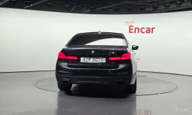 BMW 530 M* SPORT* ПОДГРЕВ* ОБДУХВАНЕ* 360КАМЕРА* ХЕДЪП* LA, снимка 4