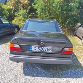 Mercedes-Benz 124 газ, снимка 8