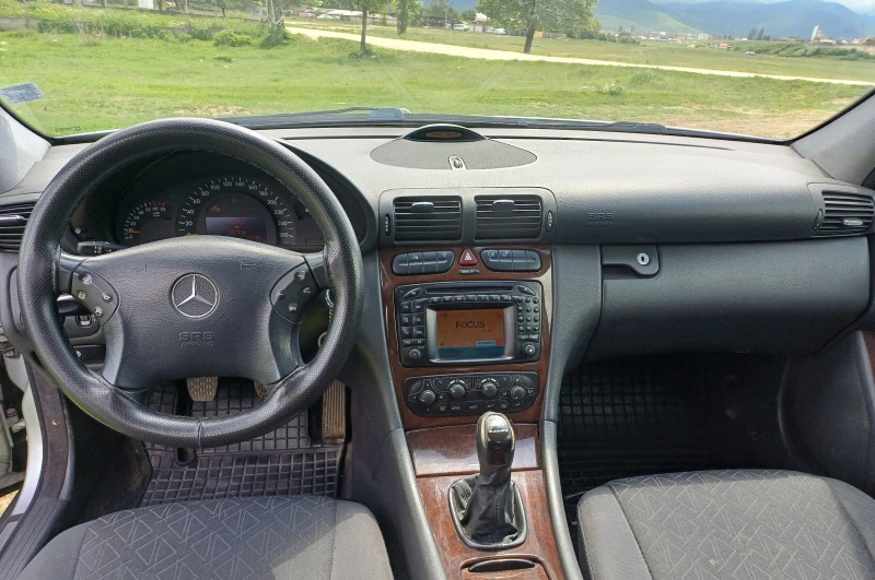 Mercedes-Benz C 180 Ц180 компресор , снимка 9 - Автомобили и джипове - 47208615