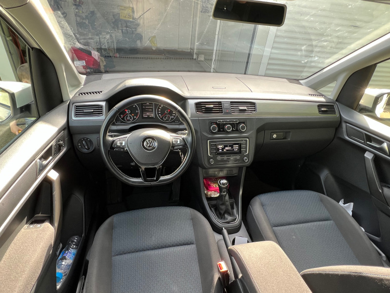 VW Caddy 6+ 1MAXI 92 000 км , снимка 8 - Автомобили и джипове - 46318982