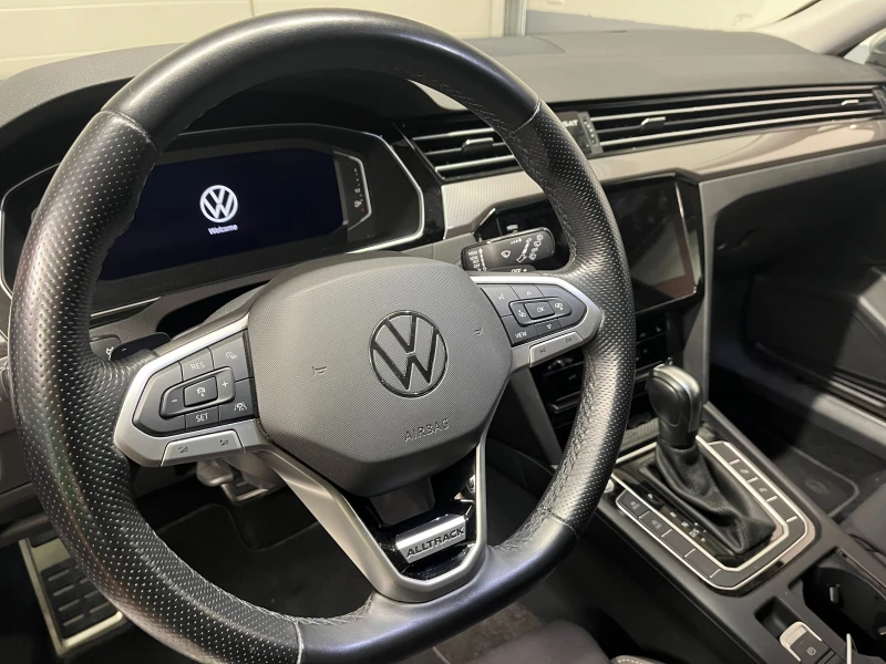 VW Passat Facelift | IQ Light & Drive, снимка 5 - Автомобили и джипове - 47245531