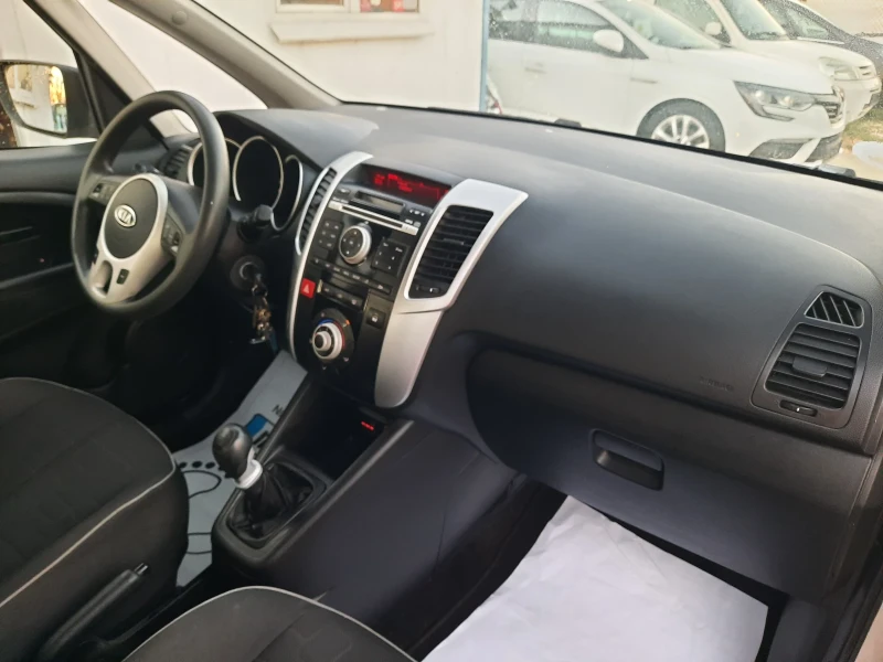 Kia Venga КАТО НОВА Е !!, снимка 9 - Автомобили и джипове - 47597036