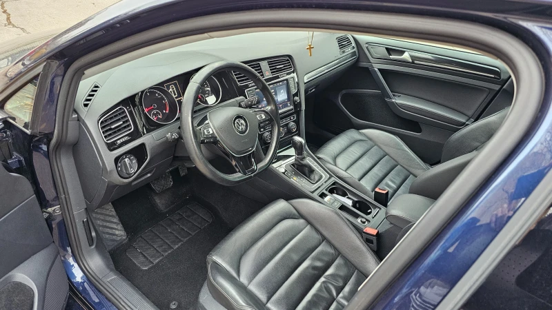 VW Golf  2.0 TDI DSG, снимка 12 - Автомобили и джипове - 48210414