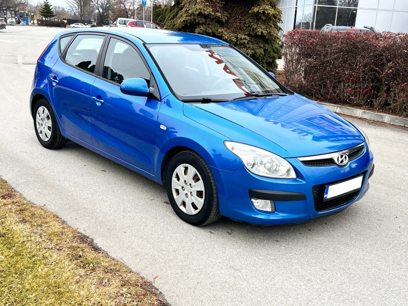 Hyundai I30 1.6 CRDI, снимка 5 - Автомобили и джипове - 48213155