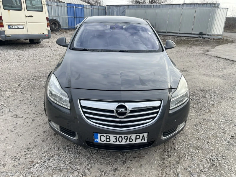 Opel Insignia, снимка 1 - Автомобили и джипове - 49494264