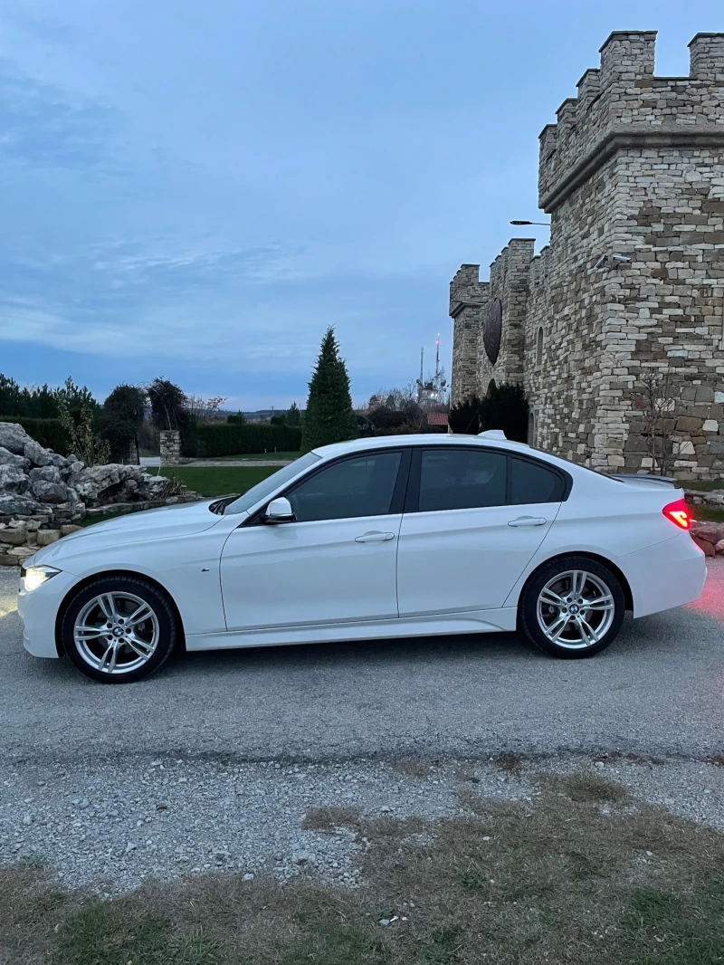 BMW 330 XDrive | M-packet | Shadow line, снимка 5 - Автомобили и джипове - 52408867