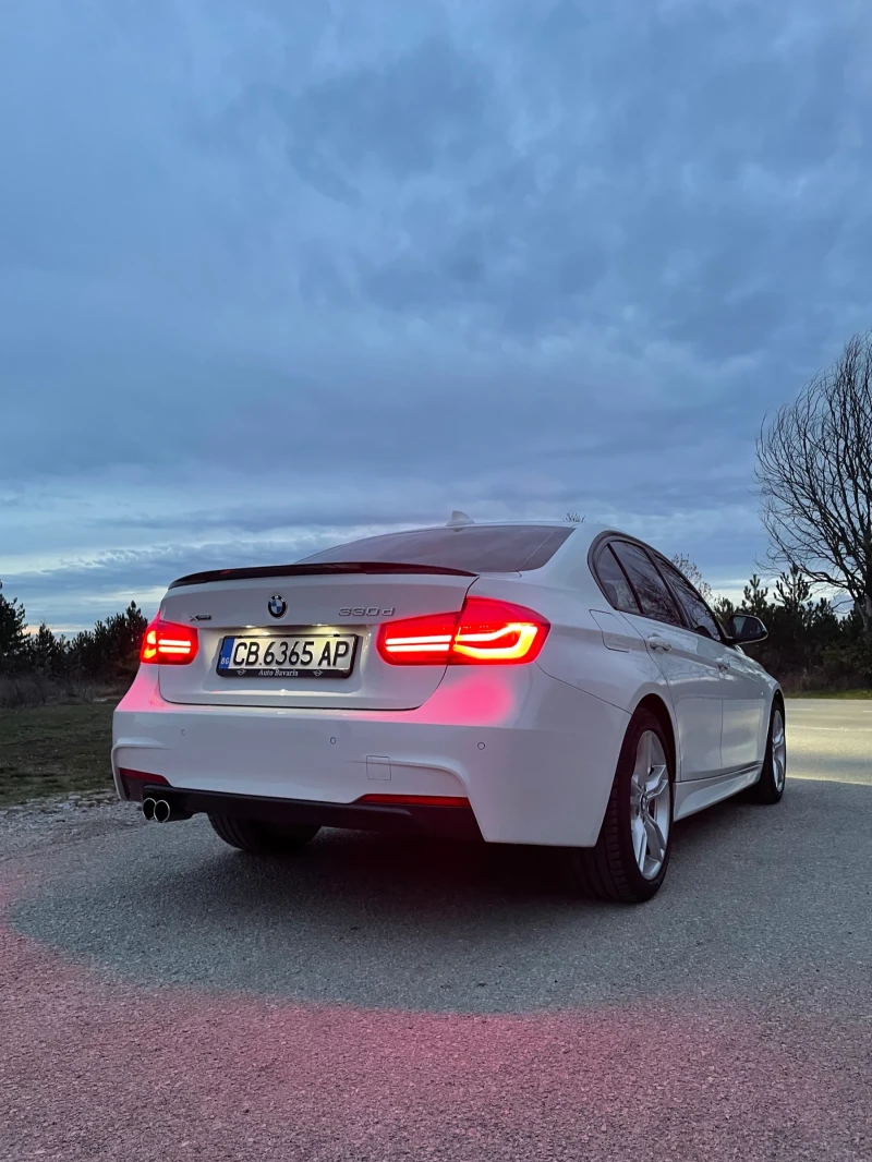 BMW 330 XDrive | M-packet | Shadow line, снимка 3 - Автомобили и джипове - 52408867