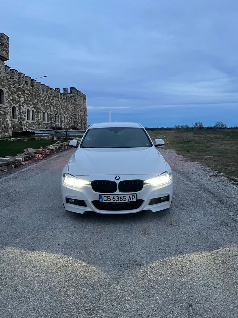 BMW 330 XDrive | M-packet | Shadow line, снимка 2 - Автомобили и джипове - 52408867