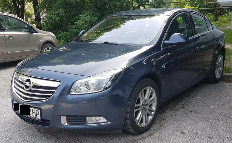 Opel Insignia, снимка 1 - Автомобили и джипове - 47992411