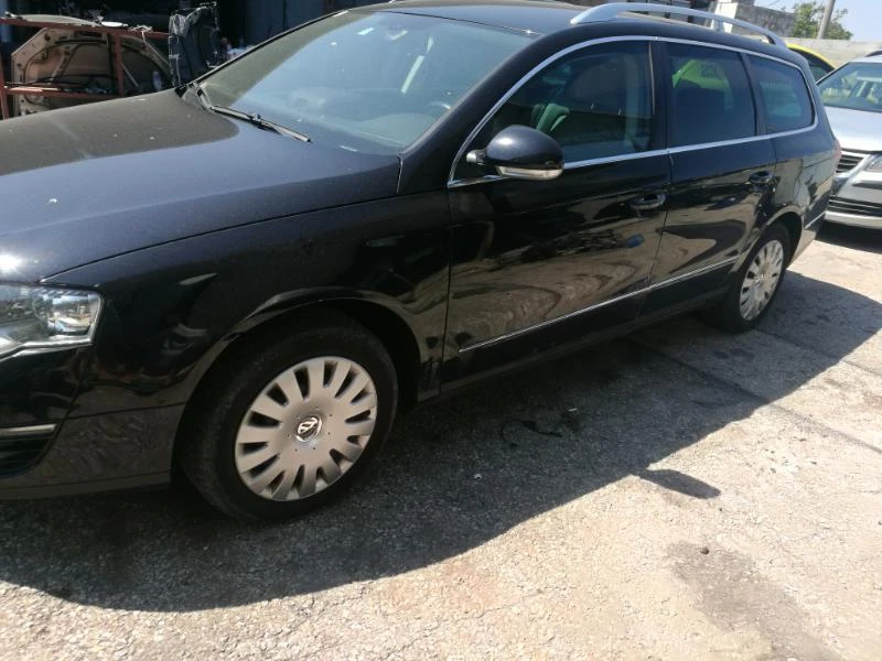 VW Passat 2.0 TDI 140 к.с. 4x4 На части, снимка 2 - Автомобили и джипове - 48405401