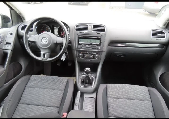 VW Golf 6 Bifuel фабрична газ 1.6 LPG, снимка 9 - Автомобили и джипове - 54321188