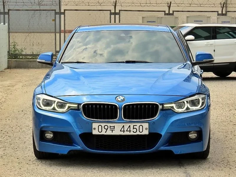 BMW 330 (F30) 330I M Sports, снимка 2 - Автомобили и джипове - 55123755
