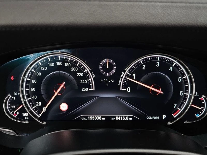 BMW 520 520i Luxury| 184к.с.| ВКЛ.ТЕХНОТЕСТ, снимка 7 - Автомобили и джипове - 55264959