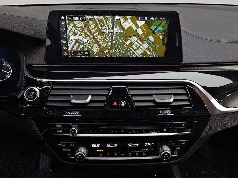 BMW 520 520i Luxury| 184к.с.| ВКЛ.ТЕХНОТЕСТ, снимка 13 - Автомобили и джипове - 55264959