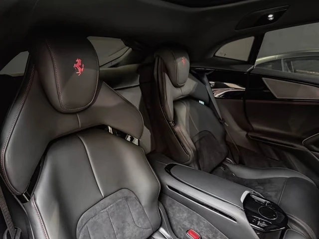 Ferrari Purosangue KERAMIK PANORAMA 360-CAMERA , снимка 15 - Автомобили и джипове - 55943184