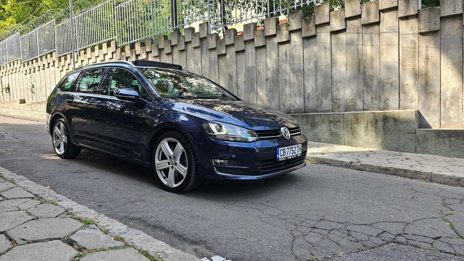 VW Golf  2.0 TDI DSG - изображение 2