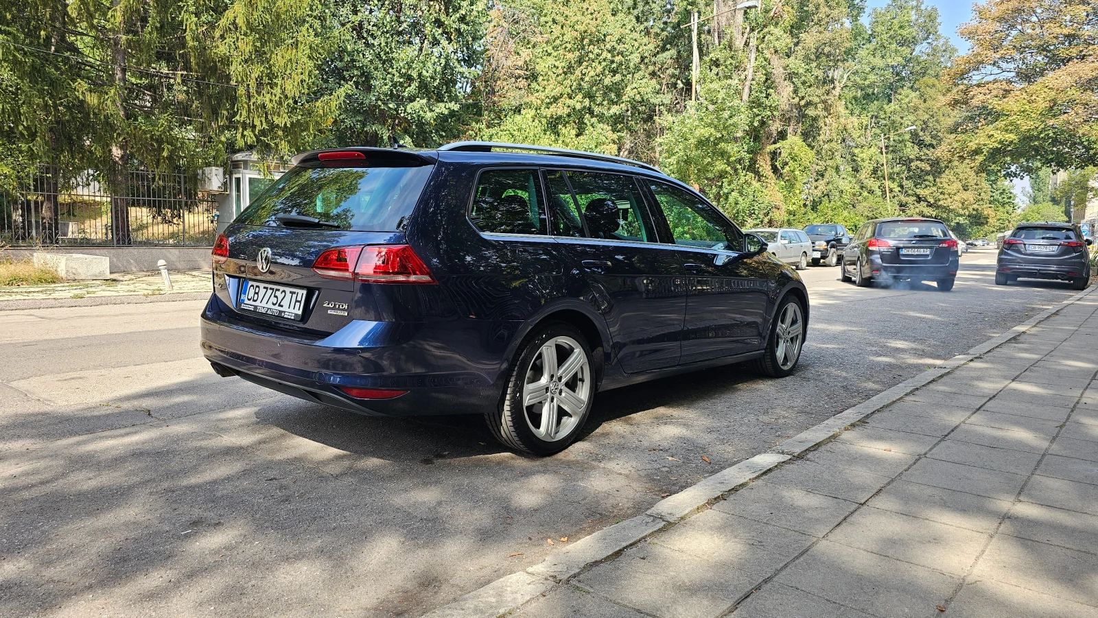 VW Golf  2.0 TDI DSG - изображение 5