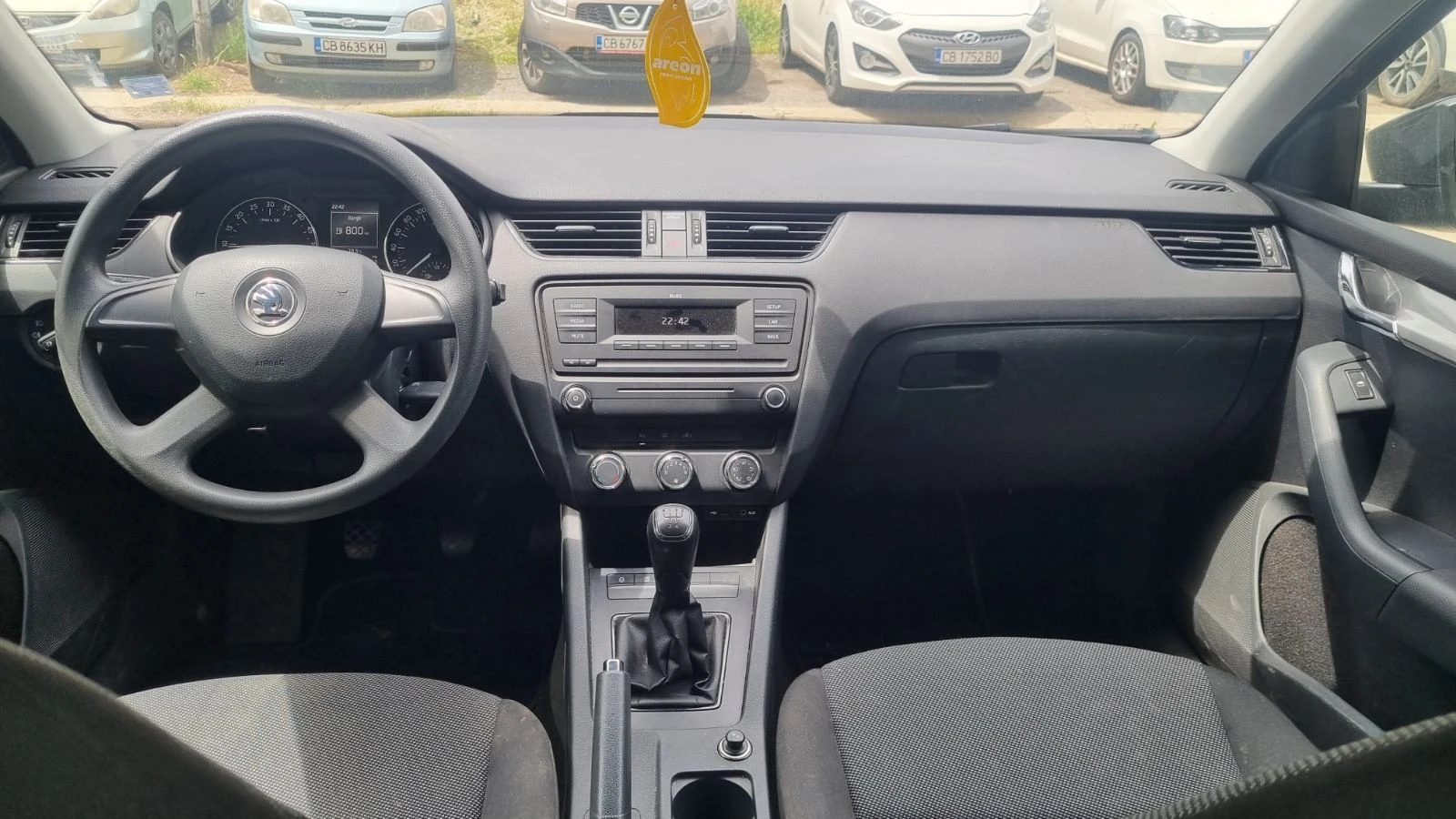 Skoda Octavia Active 1.6D 5MT - изображение 6