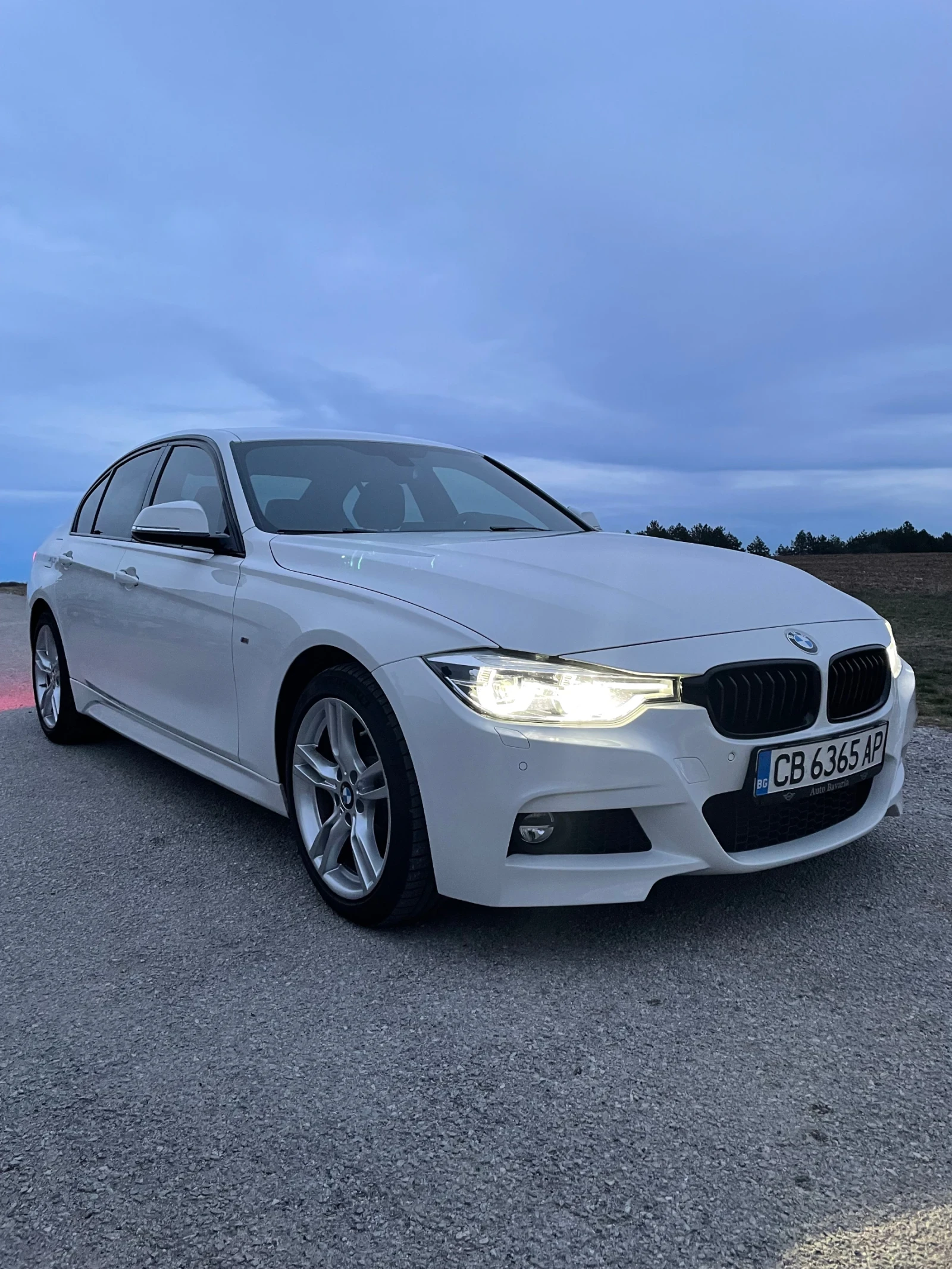 BMW 330 XDrive | M-packet | Shadow line | Mobile.bg   1