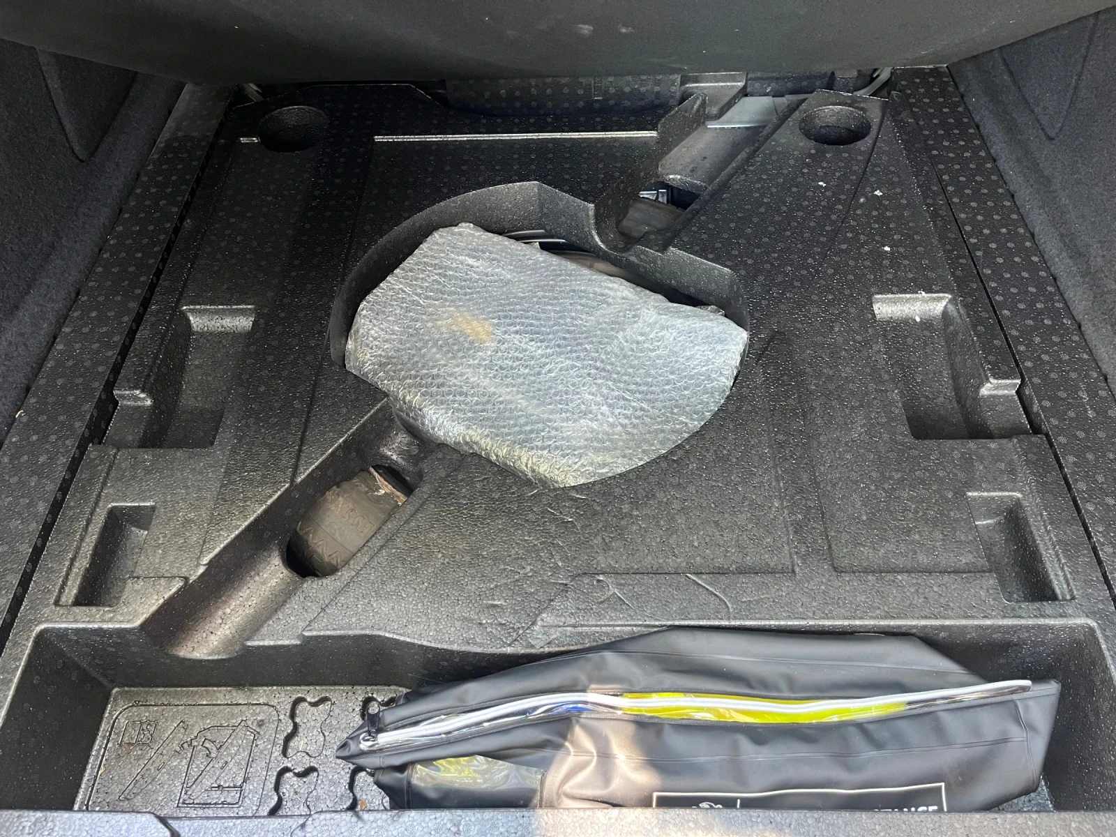 Peugeot 308 1.6D 120К.С. AUTOMAT/NAVI/EURO6 - изображение 7