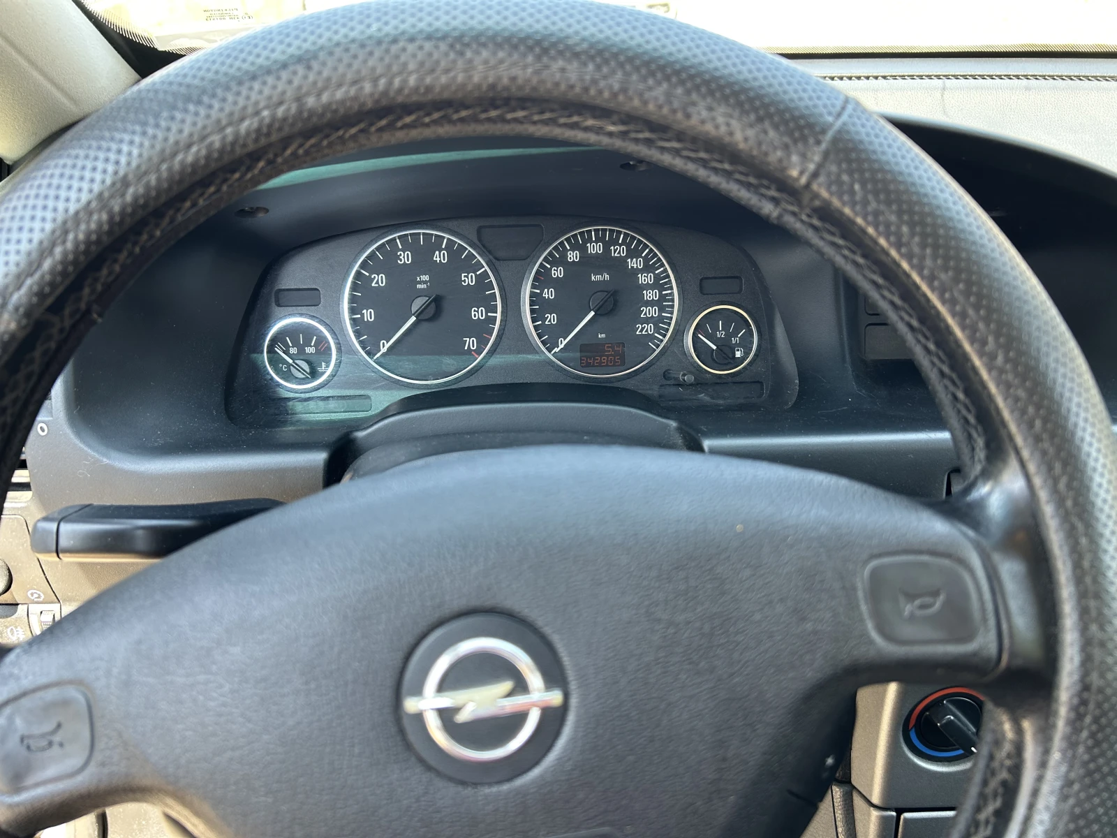 Opel Zafira 1.6 - изображение 9