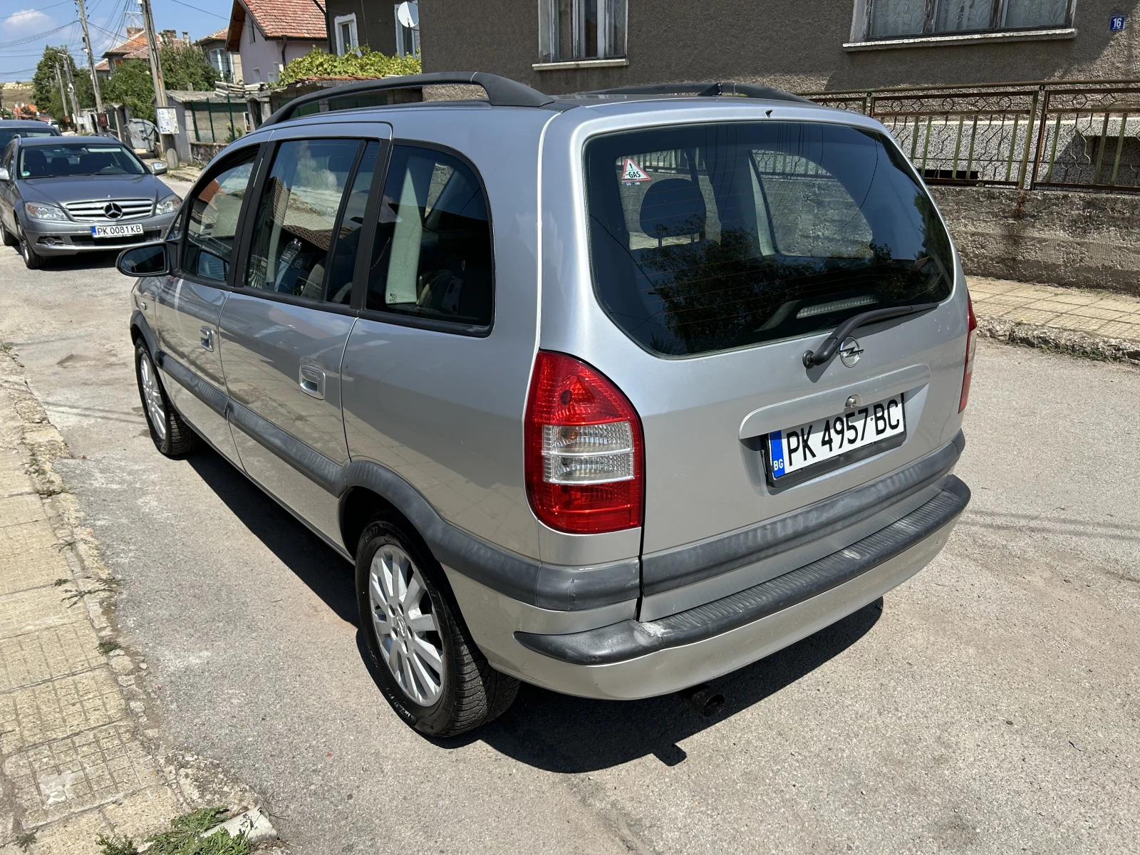Opel Zafira 1.6 - изображение 3