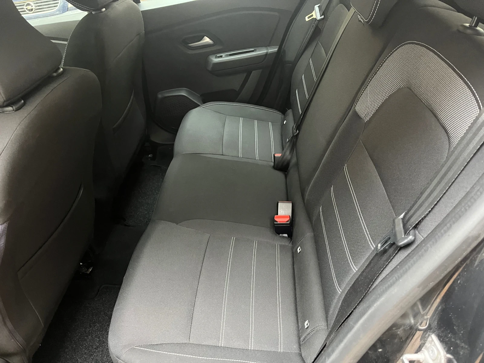 Dacia Sandero 1.0 /  101 .. 6  | Mobile.bg   11