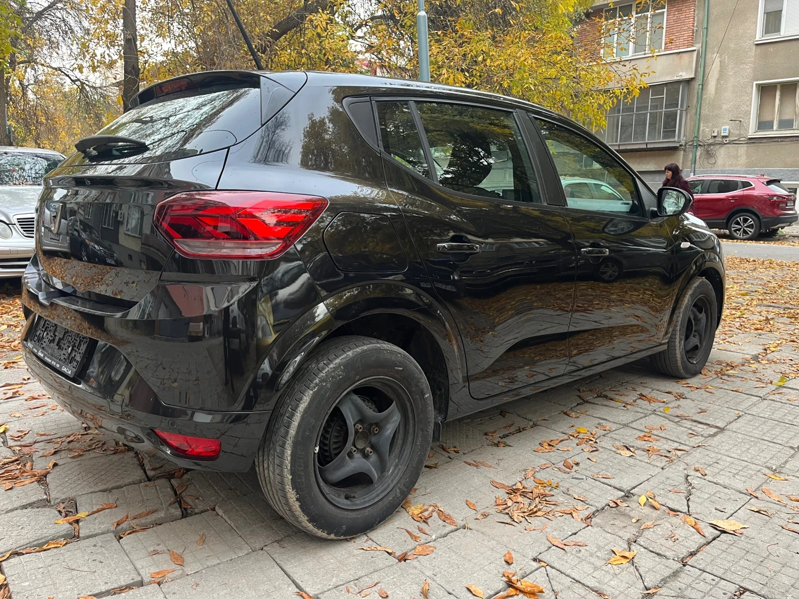 Dacia Sandero 1.0 бензин/фабрична газ 101 к.с. 6 скорости - изображение 3