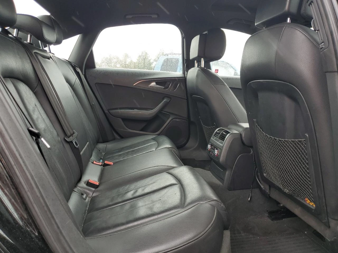 Audi A6 Premium Plus / 2.0 TFSI Quattro / Кожа / Подгрев / - изображение 10