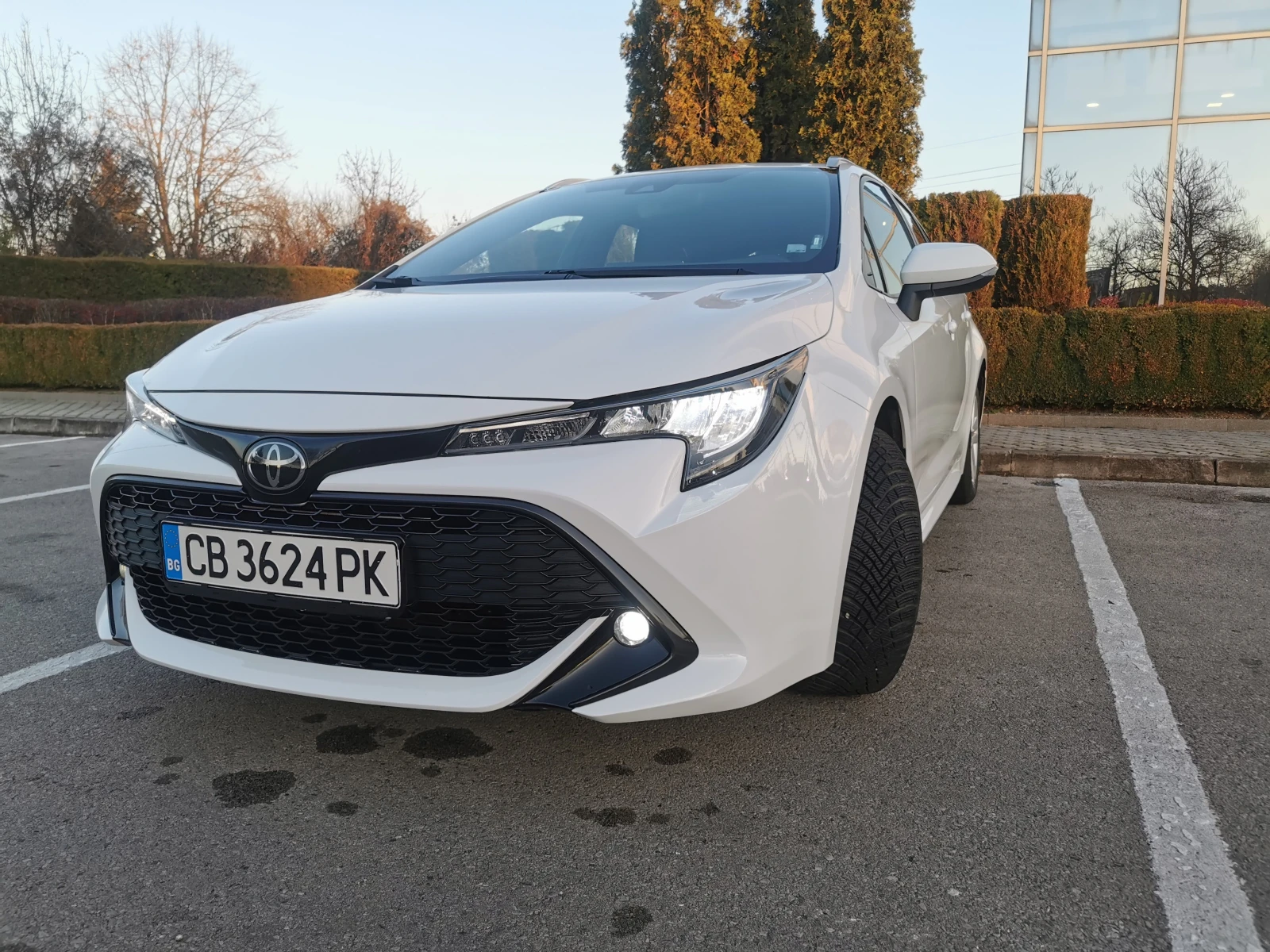Toyota Corolla ���cutive | Mobile.bg � ����������� 2