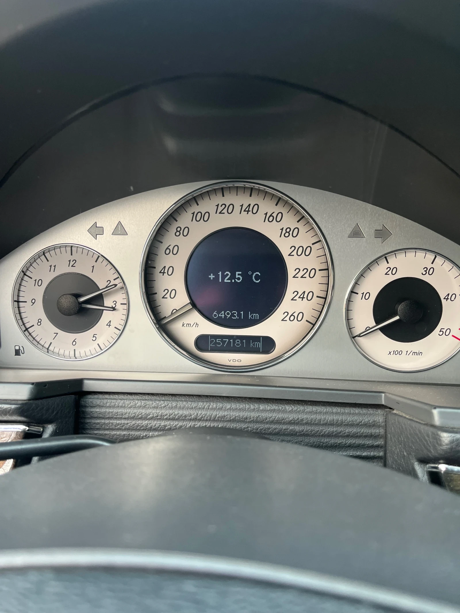 Mercedes-Benz E 320 | Mobile.bg � ����������� 15