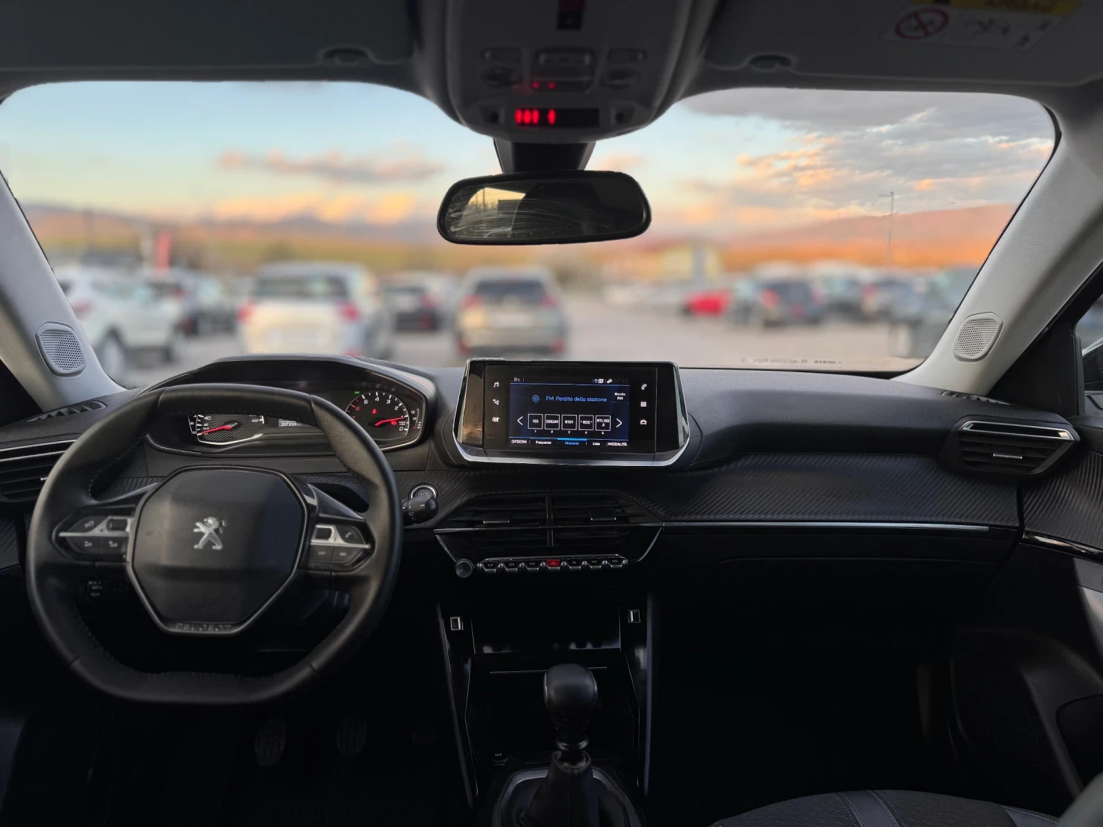 Peugeot 2008 EURO 6D, снимка 8 - Автомобили и джипове - 54152189