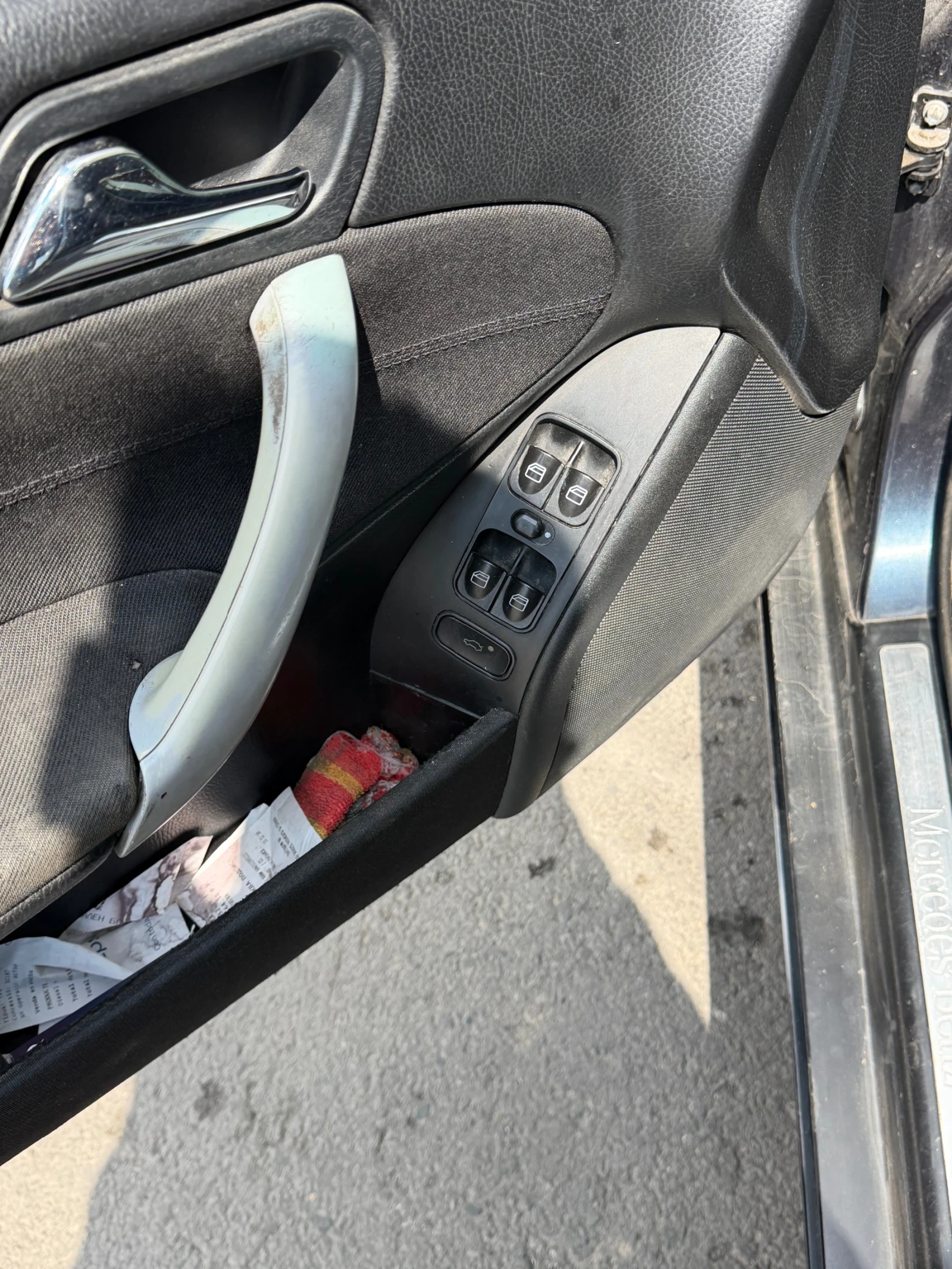 Mercedes-Benz C 200, снимка 7 - Автомобили и джипове - 54237931