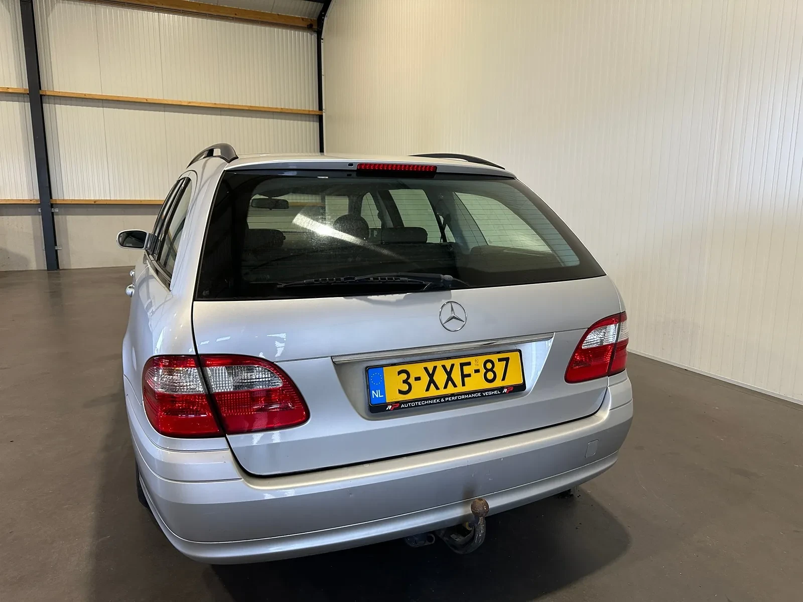 Mercedes-Benz E 200 E200 W211 Kompressor | 5G-Tronic | Запазен екземпл, снимка 6 - Автомобили и джипове - 54387952