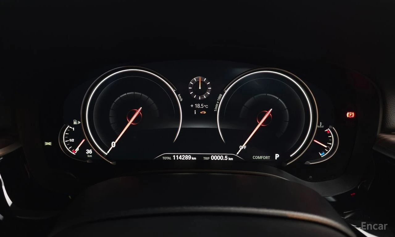 BMW 530 M* SPORT* ПОДГРЕВ* ОБДУХВАНЕ* 360КАМЕРА* ХЕДЪП* LA, снимка 13 - Автомобили и джипове - 54571253