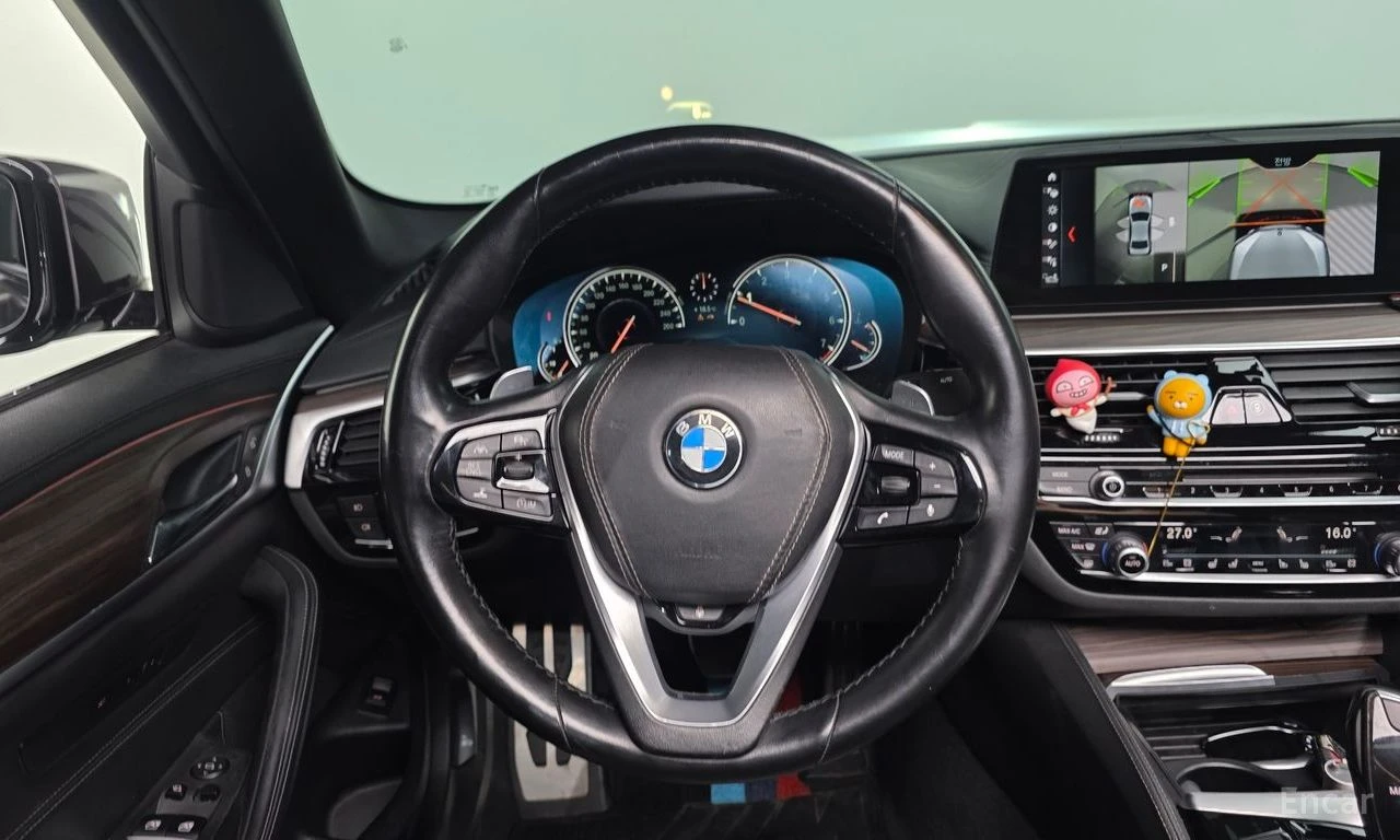 BMW 530 M* SPORT* ПОДГРЕВ* ОБДУХВАНЕ* 360КАМЕРА* ХЕДЪП* LA, снимка 8 - Автомобили и джипове - 54571253