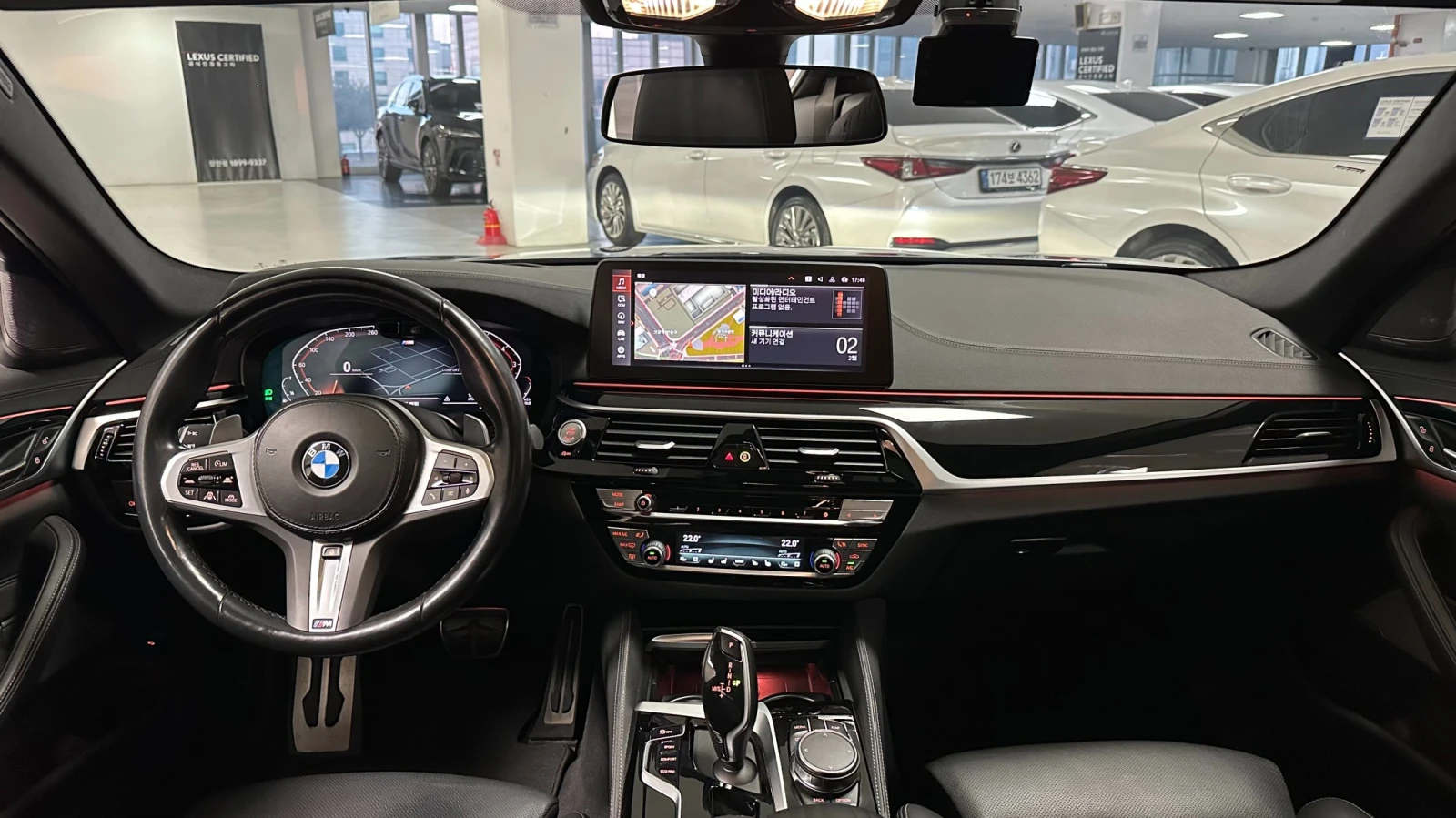 BMW 530 M SPORT* КОЖА* ПОДГРЕВИ* 360 CAM, снимка 6 - Автомобили и джипове - 54982620