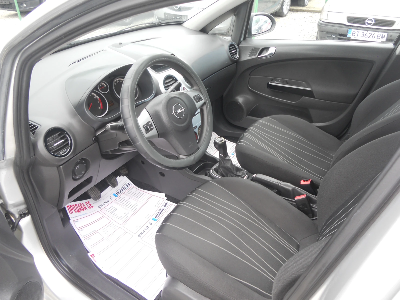 Opel Corsa 1.2i ЛИЗИНГ!!! РЕАЛНИ КИЛОМЕТРИ+ СЕРВИЗНИ ДОКУМЕНТ, снимка 9 - Автомобили и джипове - 55152747