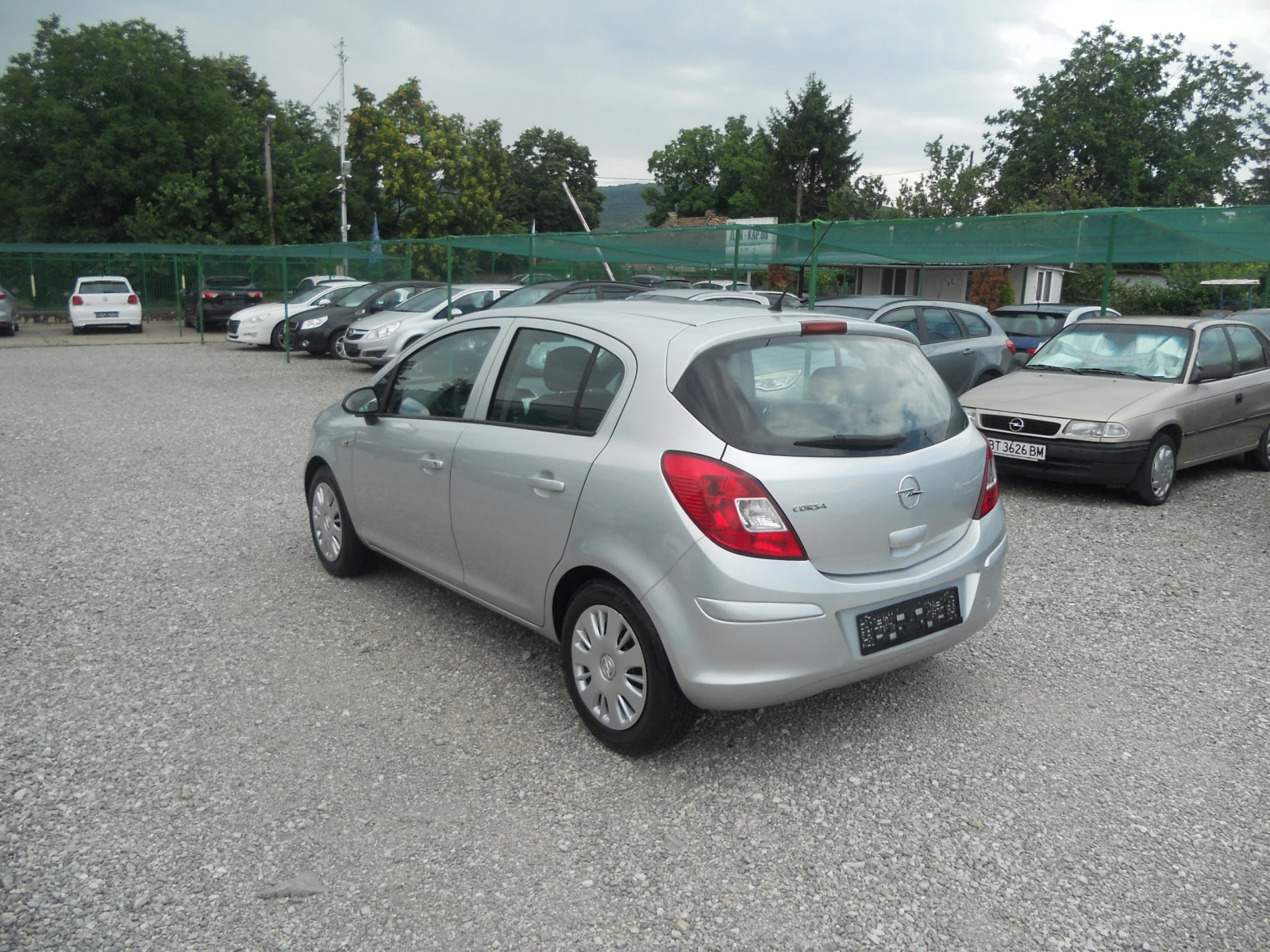 Opel Corsa 1.2i ЛИЗИНГ!!! РЕАЛНИ КИЛОМЕТРИ+ СЕРВИЗНИ ДОКУМЕНТ, снимка 3 - Автомобили и джипове - 55152747