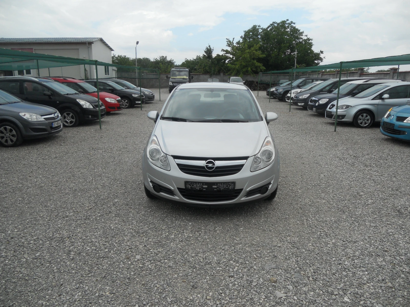 Opel Corsa 1.2i ЛИЗИНГ!!! РЕАЛНИ КИЛОМЕТРИ+ СЕРВИЗНИ ДОКУМЕНТ, снимка 2 - Автомобили и джипове - 55152747