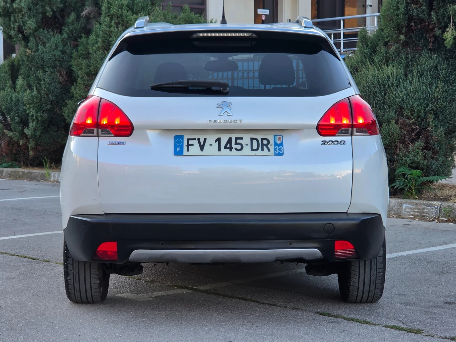 Peugeot 2008 1.6HDI 120hp * EURO 6 * НАВИ * ЛИЗИНГ * , снимка 13 - Автомобили и джипове - 55687337