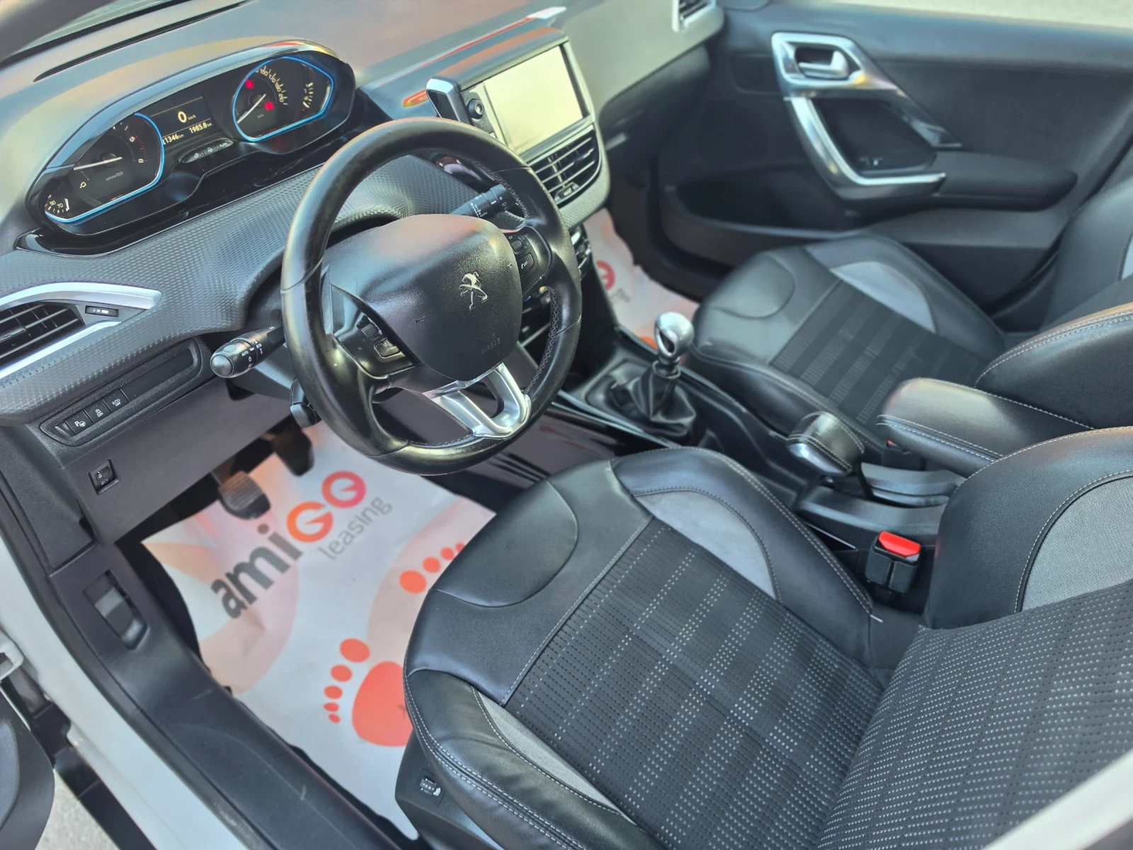 Peugeot 2008 1.6HDI 120hp * EURO 6 * НАВИ * ЛИЗИНГ * , снимка 12 - Автомобили и джипове - 55687337