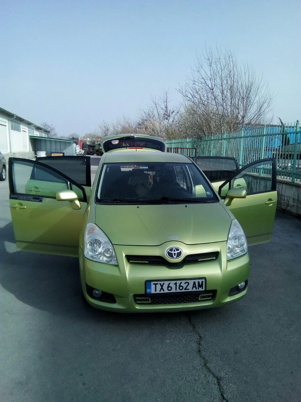 Toyota Corolla verso 1.8 Бензин - ГАЗ