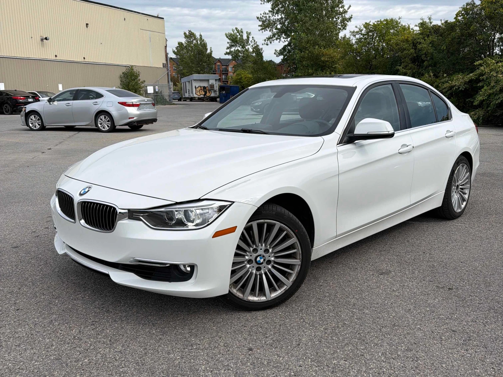 BMW 328 * 328i xDrive * CARFAX * ��� ������������ ������ | Mobile.bg � ����������� 17
