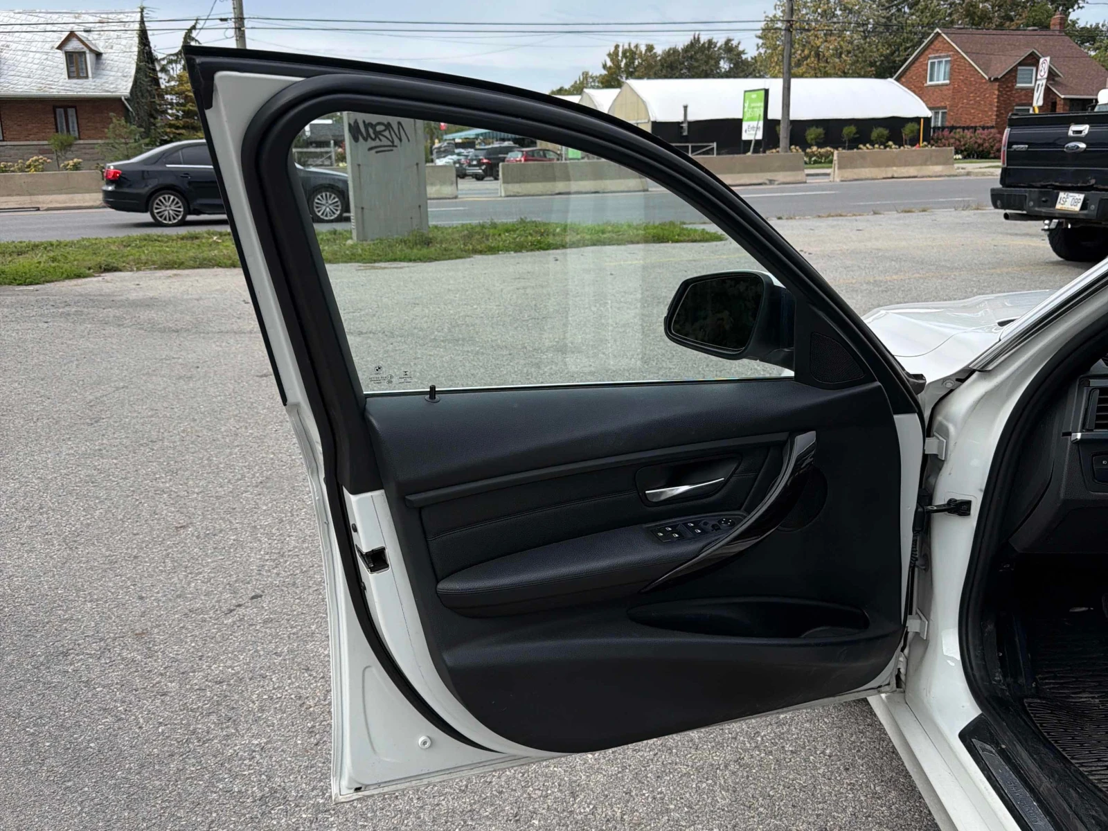 BMW 328 * 328i xDrive * CARFAX * ��� ������������ ������ | Mobile.bg � ����������� 14